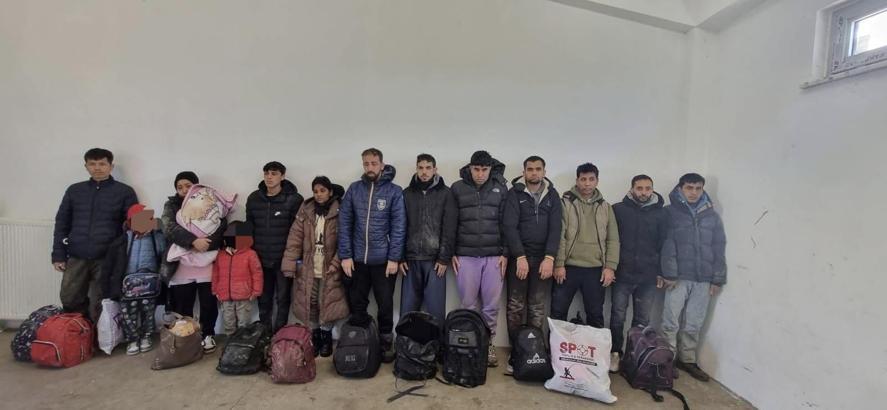 Edirne’de 14 kaçak göçmen yakalandı
