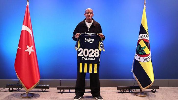 Fenerbahçe, Anderson Talisca'nın sözleşmesini 2 yıl uzattı