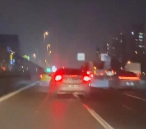 İstanbul- Bahçelievler'de trafikte makas attığı anlar sanal medyada yayınlanan 2 sürücü yakalandı