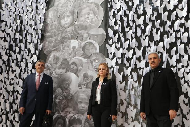 Erzurum'da 'Beyaz kelebekler cennete uçtu' sergisi