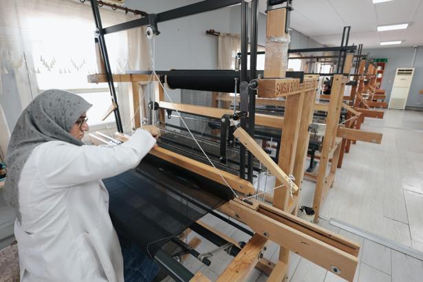 Samsun Büyükşehir’den kenevir dokumaya ve kadın istihdamına destek