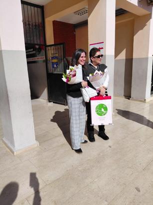 Kanseri yenen Fatma öğretmen öğrencilerine kavuştu