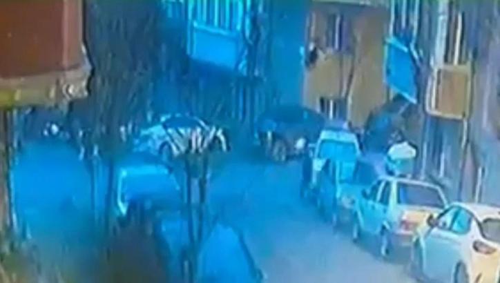 İstanbul- Gaziosmanpaşa'da bomba yapıp patlatan şüpheli kamerada