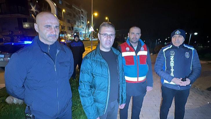 Avcılar'da parkta yaşayanlar için seferber oldular