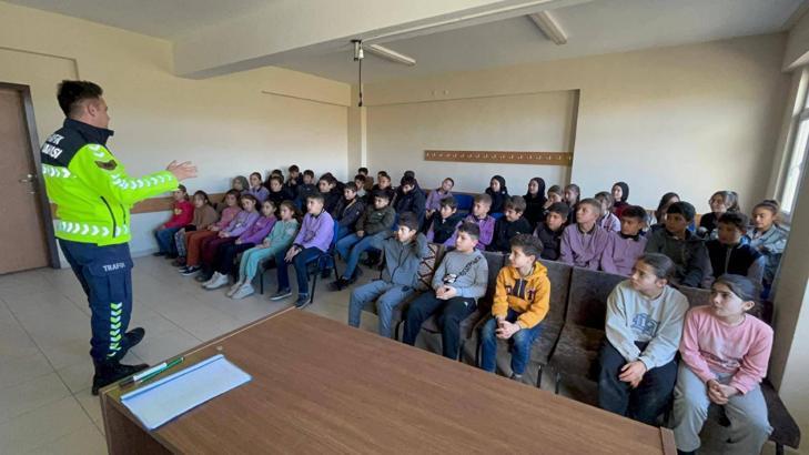 Jandarmadan trafik eğitimi