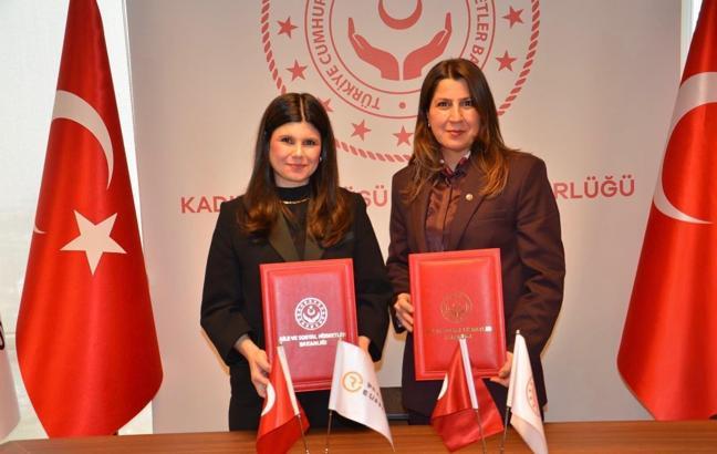 Aile ve Sosyal Hizmetler Bakanlığı'nın, 'Kadınlar için Enerji Okulu İşbirliği Protokolü' yenilendi