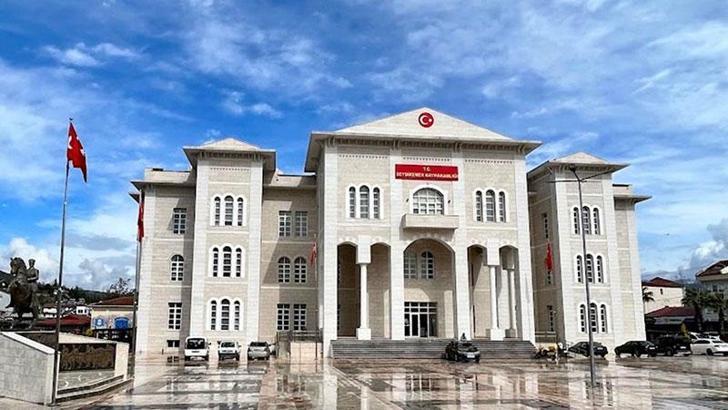 Muğla’da rüşvet soruşturması: Kaymakamın koruma polisi ve şoförü gözaltında