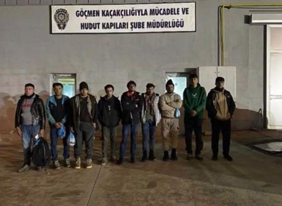 Diyarbakır merkezli 5 ilde göçmen kaçakçılığı operasyonu: 22 tutuklama