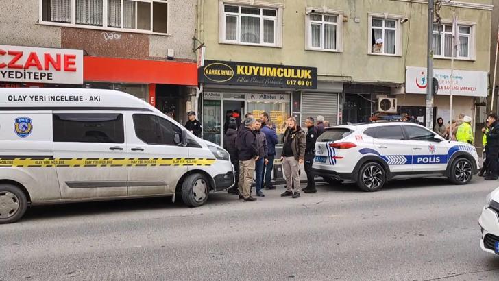 İstanbul - Eyülsultan’da kuyumcuya soygun girişimi:1 yaralı