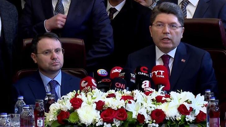 Akın Gürlek, Adalet Bakanlığı görevini devraldı