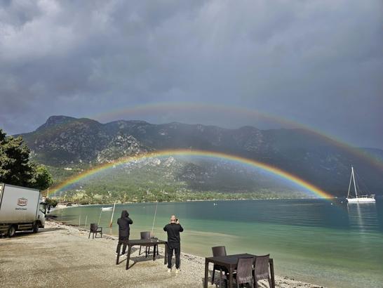 Muğla'da sağanak sonrası çift gökkuşağı