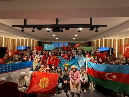 Türk Dünyasından gelen kızlar, Bursa'da düzenlenen kampta buluştu