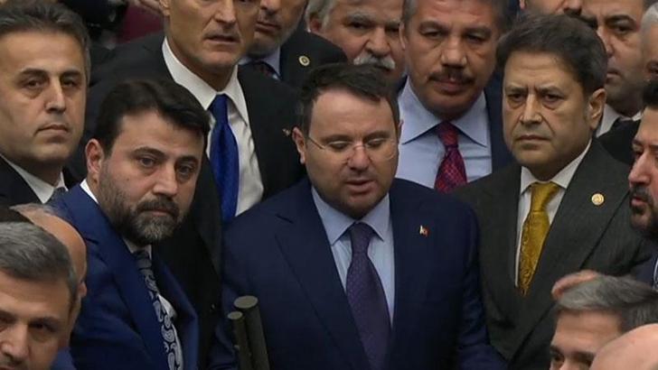 Bakanlar Gürlek ve Çiftçi, TBMM'de yemin etti