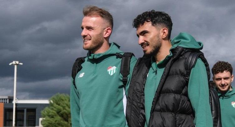 Bursaspor'da camiaya şampiyonluk mesajı verildi
