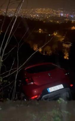 Şarampole düşen otomobilin sürücüsü yaralandı