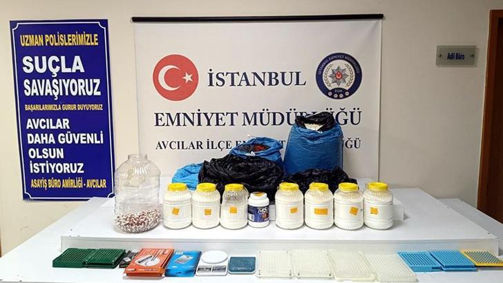 Avcılar’da 25 kilo uyuşturucu ve 2 bin hap ele geçirildi: 2 kişi tutuklandı