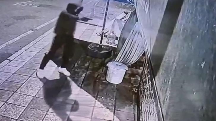 İstanbul- Büyükçekmece’de taksiyle gidip iş yeri kurşunlayan 5 şüpheli tutuklandı