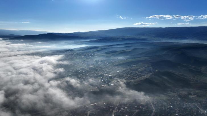 Tokat’ta sis bulutu havadan görüntülendi