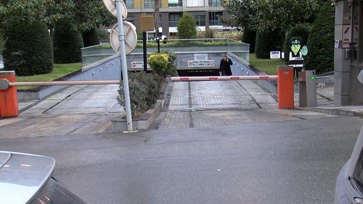 Bakırköy'de sitenin otoparkında 2 araçtan çuvallardaki 30 milyon dolar çalındı iddiası