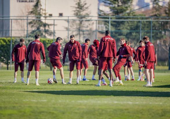 Trabzonspor’da Fenerbahçe maçı hazırlıkları sürdü