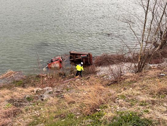 Traktör Kızılırmak'a yuvarlandı: 1 ölü, 1 yaralı