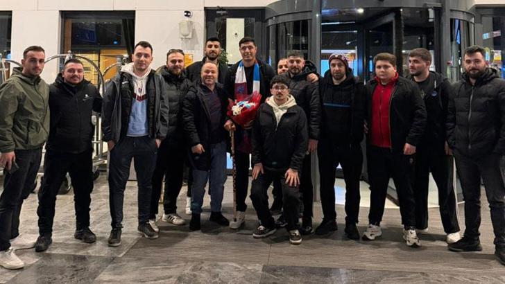 Oscar Cardozo derbi için Trabzon’da