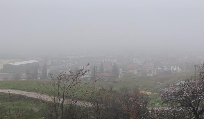 Keşan'da sis etkili oldu