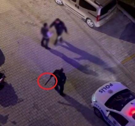 Akrabasının aracına pompalı tüfekle ateş açıp, lastiklerini kesti