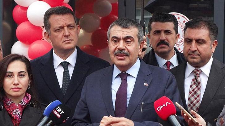 Bakan Tekin, Beykoz Belediyesi Sevgi Bahçesi Anaokulu'nu ziyaret etti