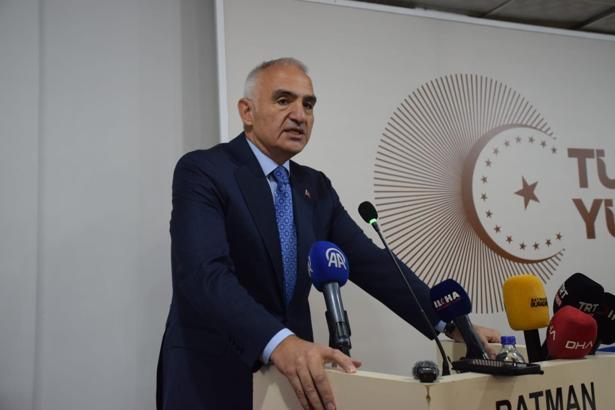 Bakan Ersoy: Bizim davamız, geleceği inşa eden bir davadır