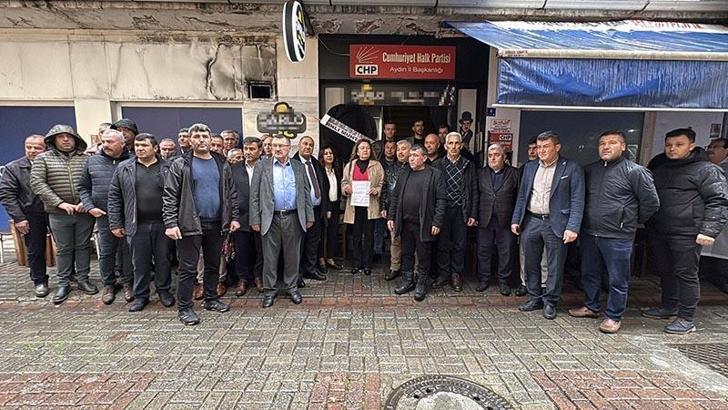 Aydın Büyükşehir Meclisi'nde kredi talebi reddedildi; muhtarlar kararı protesto etti