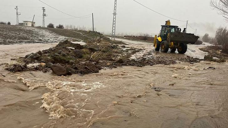 Niğde’de sağanak