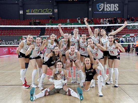 Karşıyaka filede Denizli'ye konuk