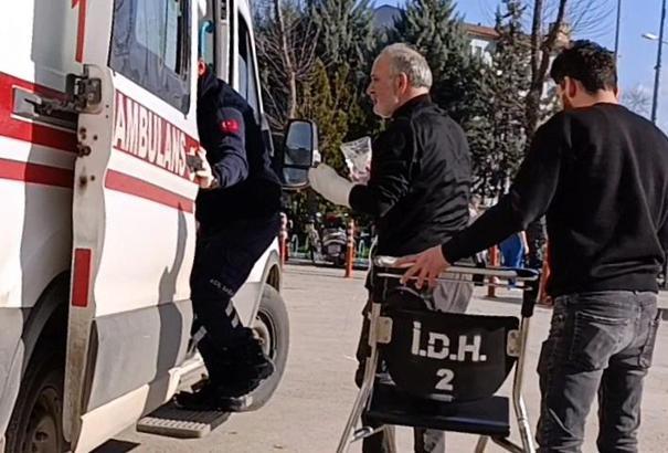 Ağaç budadığı motorlu testereyle bileğini kesti