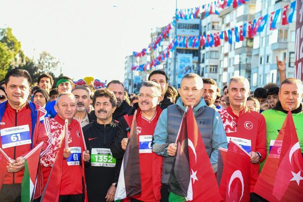 Uluslararası Trabzon Yarı Maratonu yoğun katılımla gerçekleşti