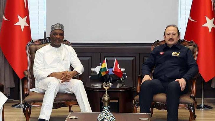AFAD Başkanı Pehlivan, Gana İçişleri Bakanı Muntaka ile görüştü