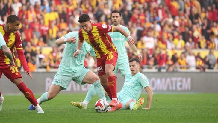 Göztepe Avrupa yolunda frene bastı