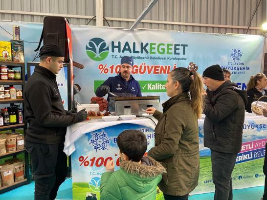 Aydın Büyükşehir Belediyesi'nin standına yoğun ilgi