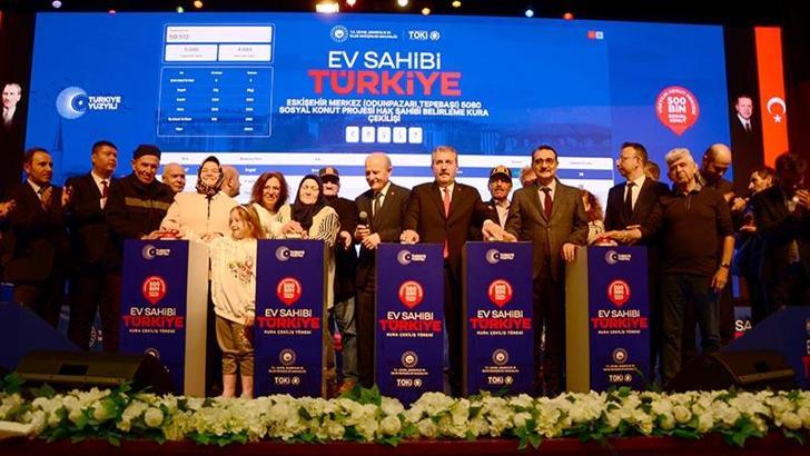 Eskişehir’de yapılacak 6 bin 55 konutun kurası çekildi