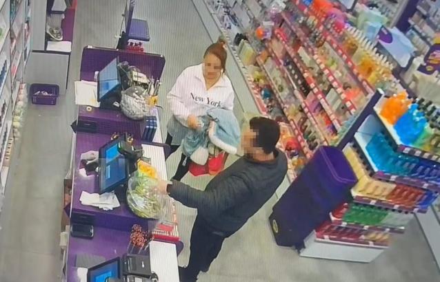 Marketlerden 1 milyon liralık kozmetik ürün hırsızlığına 2 tutuklama