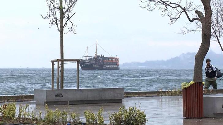 İstanbul'da bazı vapur seferleri iptal edildi