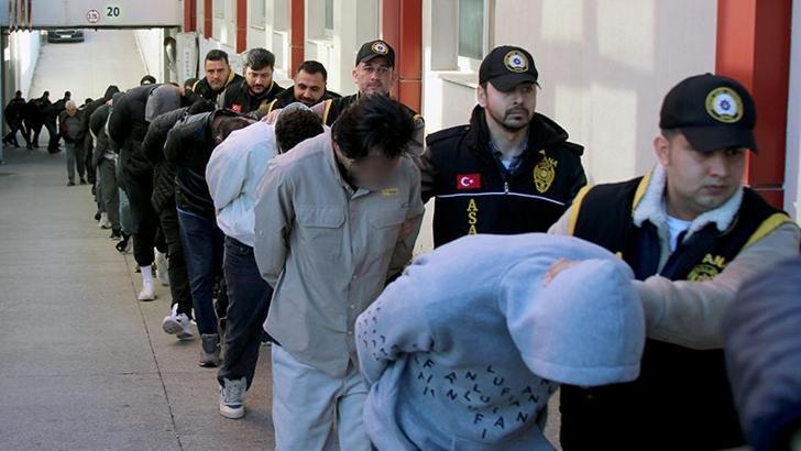 Usulsüz reçeteyle temin ettikleri ilaçları satan çeteye ‘Son Reçete’ operasyonu