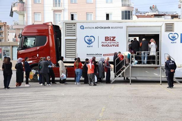 Geleneksel Ramazan Şenlikleri bu yıl Cam Piramit'te düzenlenecek