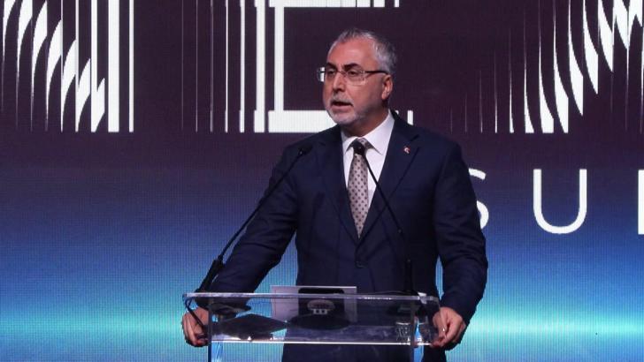 İstanbul- Bakan Işıkhan: Tüm yenilikçi fikirlerin kaptan köşkünde olmamız gerektiğine inanıyorum