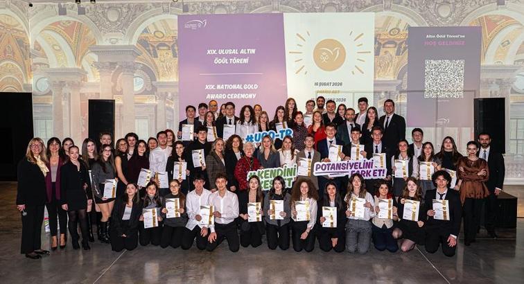Uluslararası Gençlik Ödülü Programı'nı tamamlayan 59 genç sertifikasını aldı