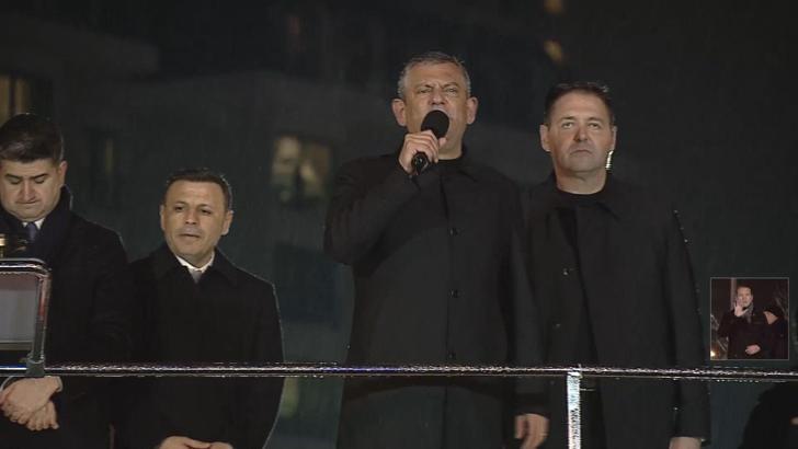 İstanbul - Özgür Özel Ataşehir'de konuştu