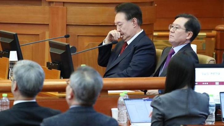 Eski Güney Kore Devlet Başkanı Yoon, müebbet hapis cezasına çarptırıldı