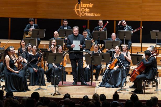 Klasik müziğin ustaları İzmir'de buluştu
