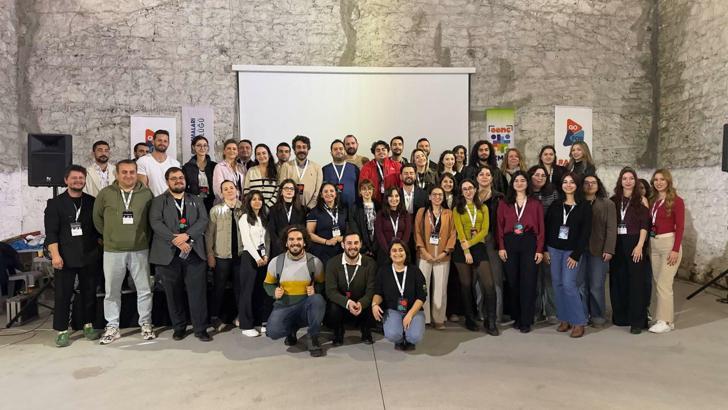 İzmir'de gençler kent yönetimine katılıyor