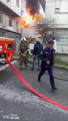 İstanbul- Maltepe’de oto tamirhanesinde çıkan yangın söndürüldü
